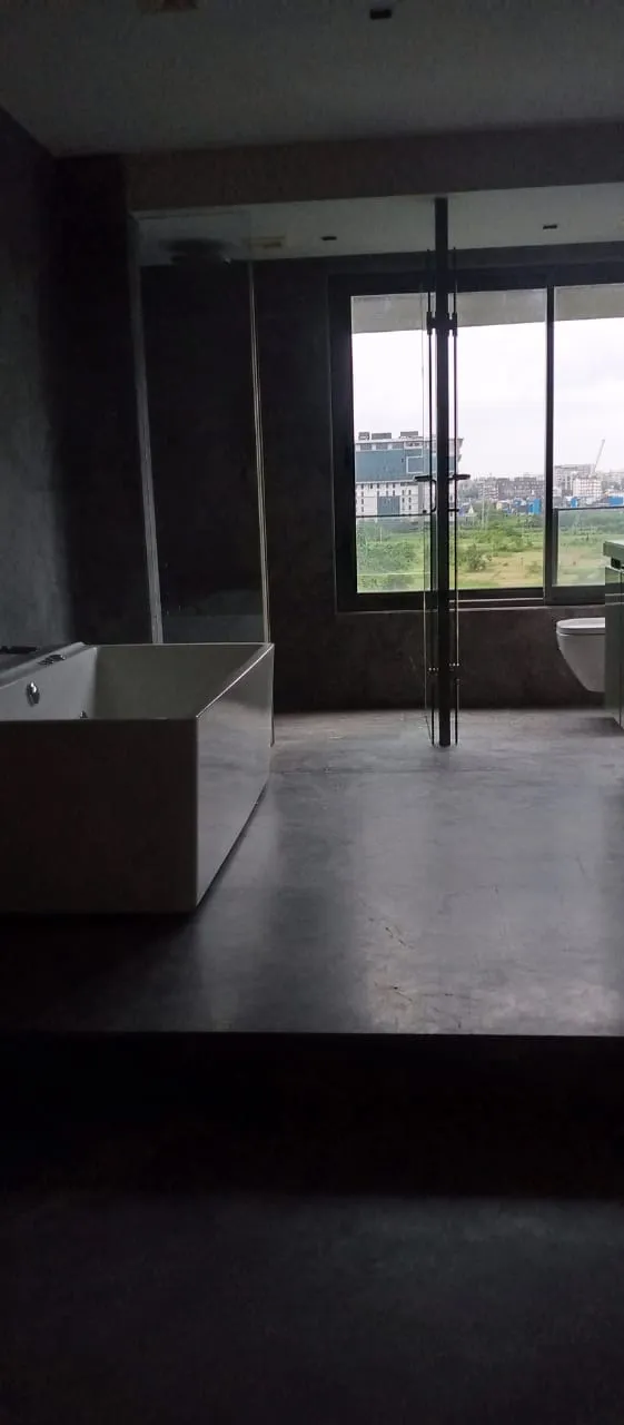 5 BHK Flats on Rent in Rustomjee Elements, Juhu