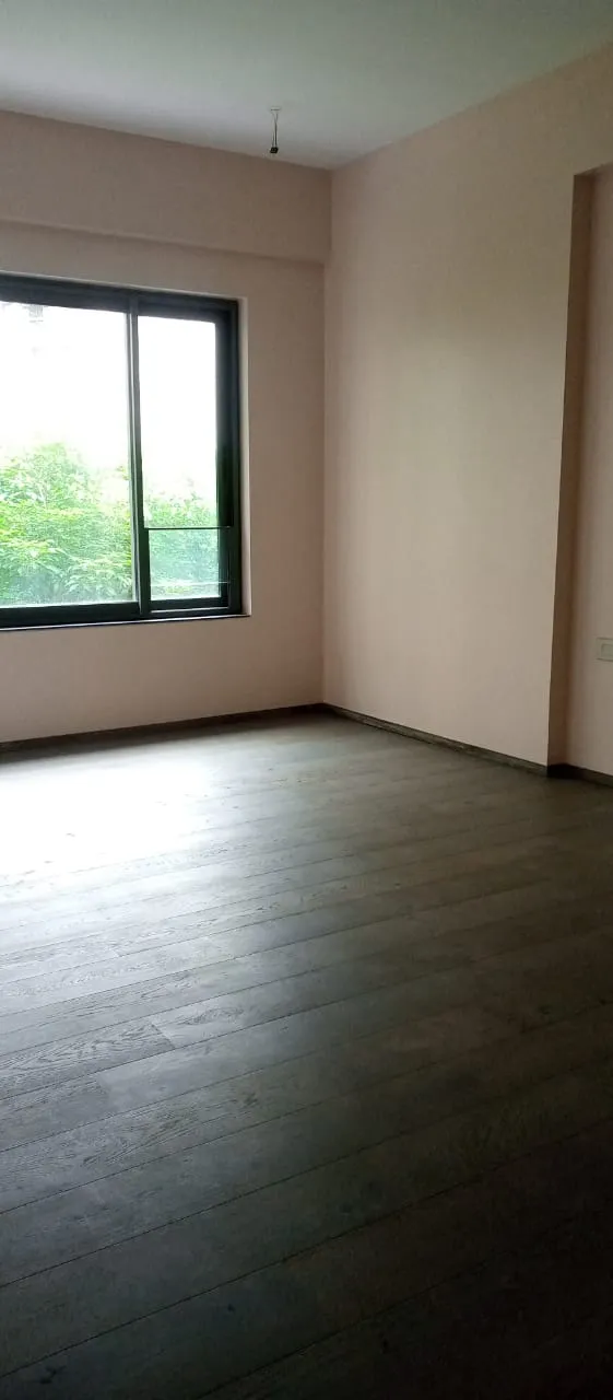 2 BHK Flats on Rent in Rustomjee Elements, Juhu