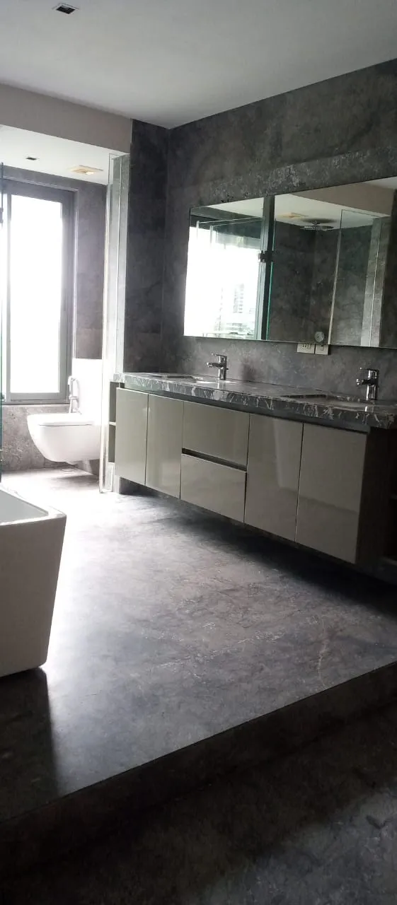 2 BHK Flats on Rent in Rustomjee Elements, Juhu