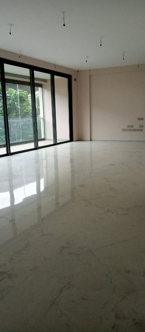 8 - Rustomjee Elements, Juhu