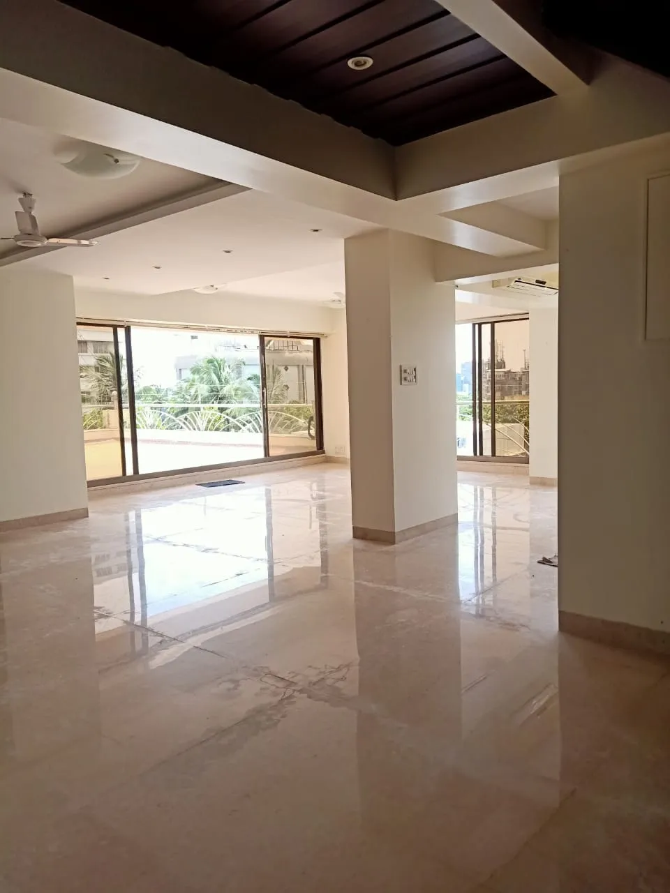 1 BHK Flats on Rent in Gulmohar, Bandra West