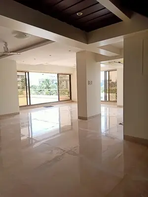 4 BHK Gulmohar, Bandra West — for Sale — photo 5 thumbnail