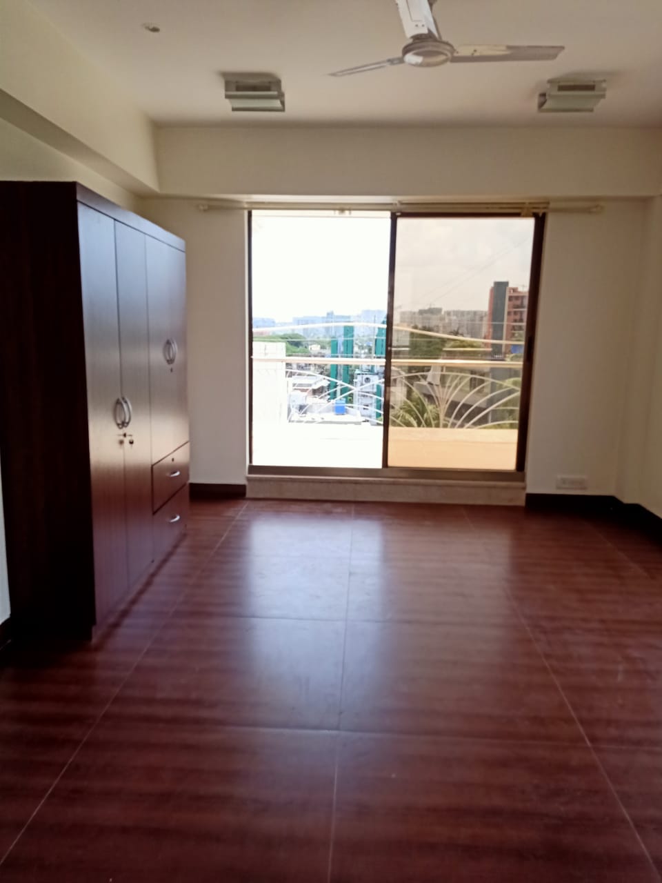 9 - Gulmohar, Bandra West