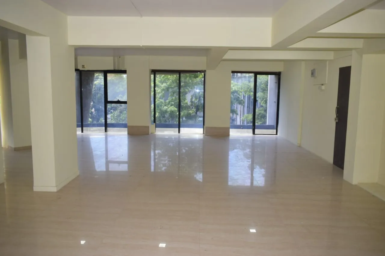 Office Space Offices on Rent in Varde Villa, Bandra West