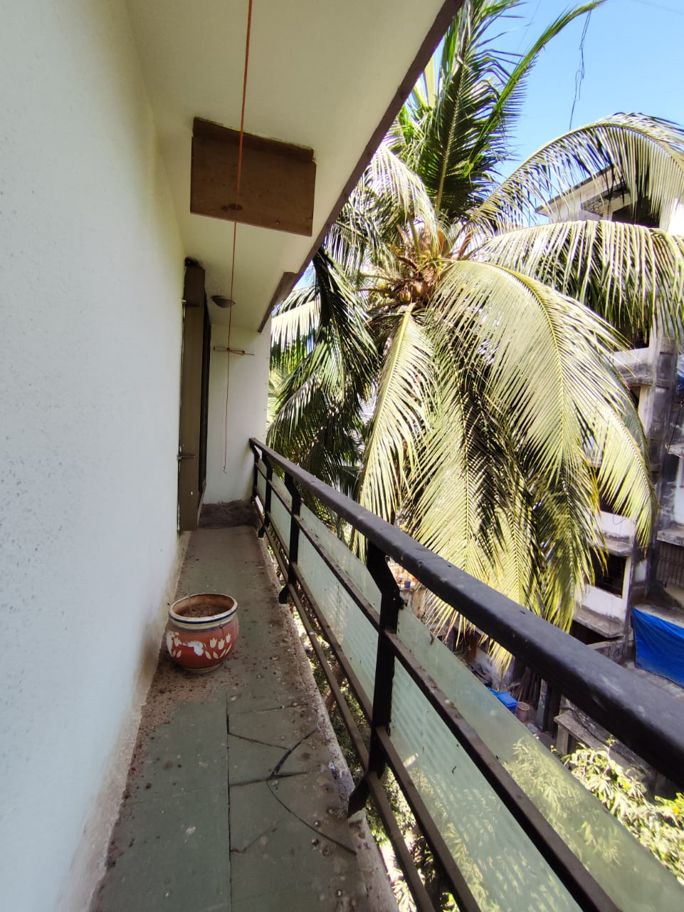 2 BHK Fully Furnished in Suraj Ashiana , Khar West