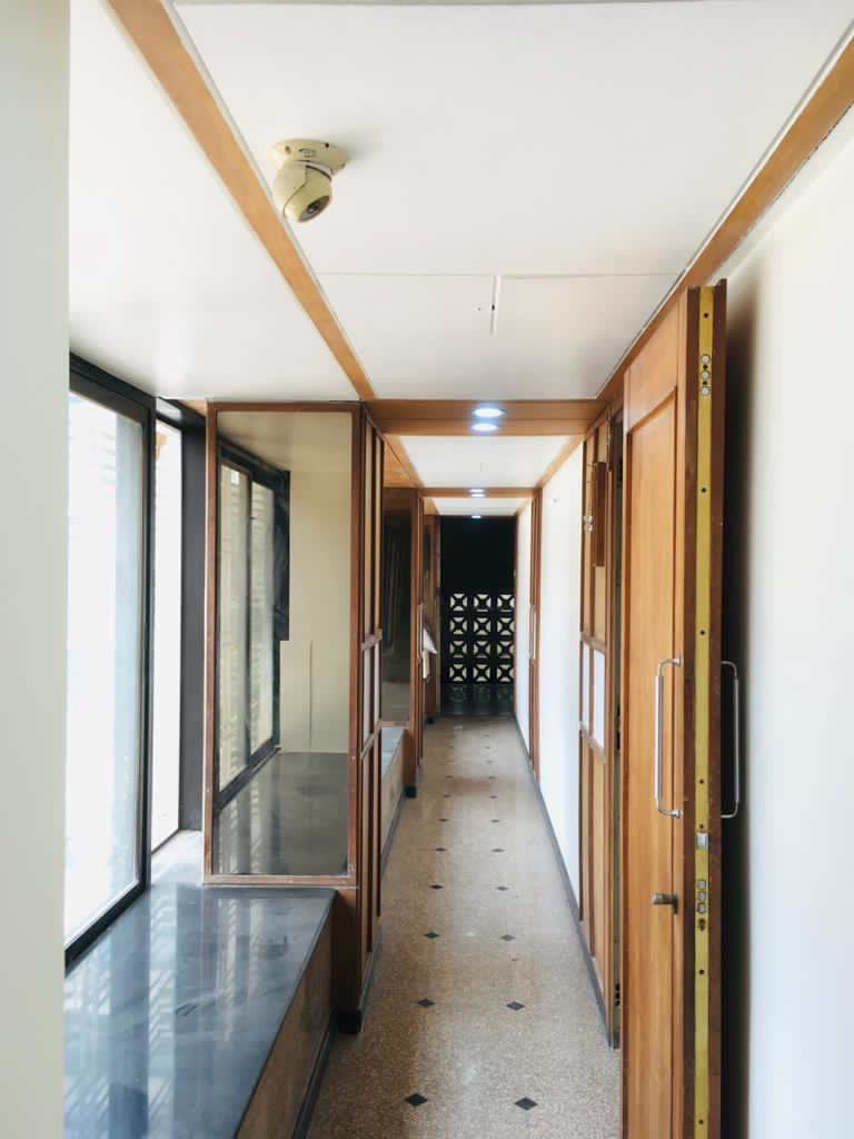 Office Space Offices on Rent in New Imperial Plaza, Bandra West