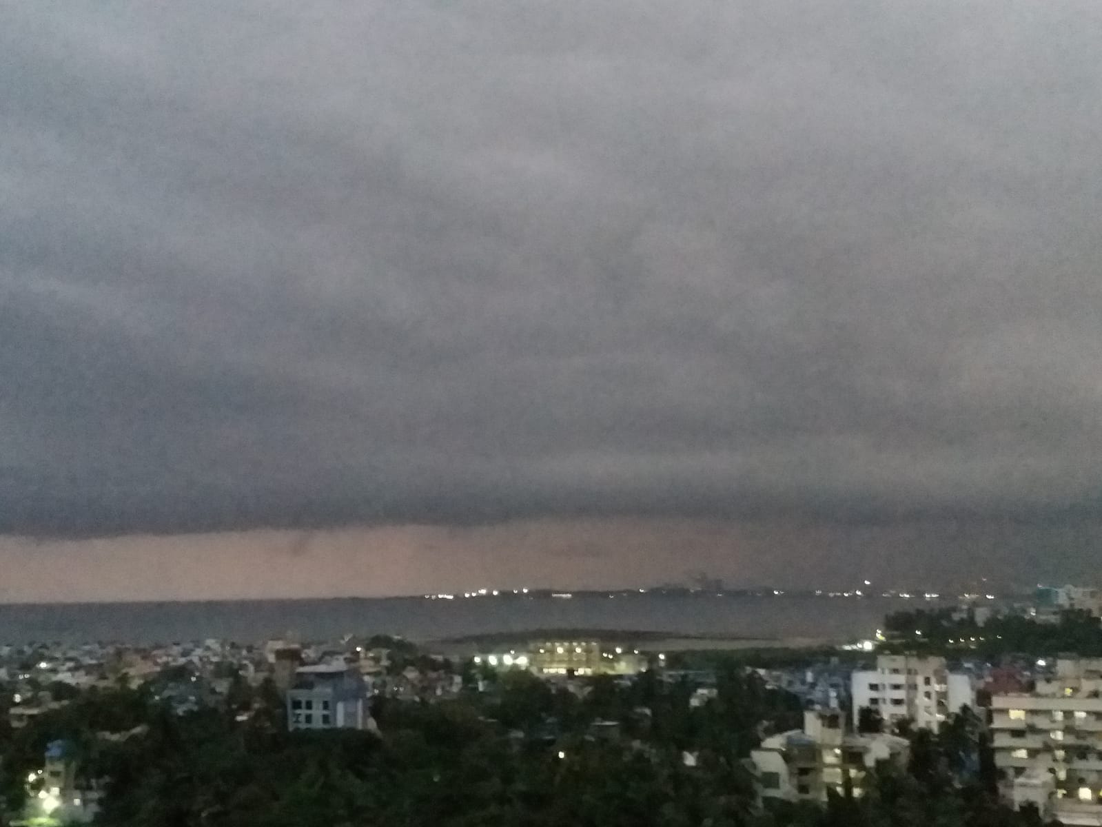 5 - Jastcon Heights, Khar West