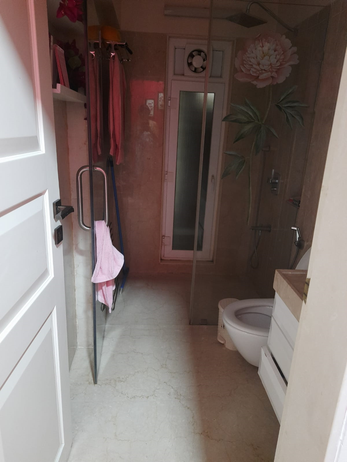 3 - Kanakia Paris, Bandra East