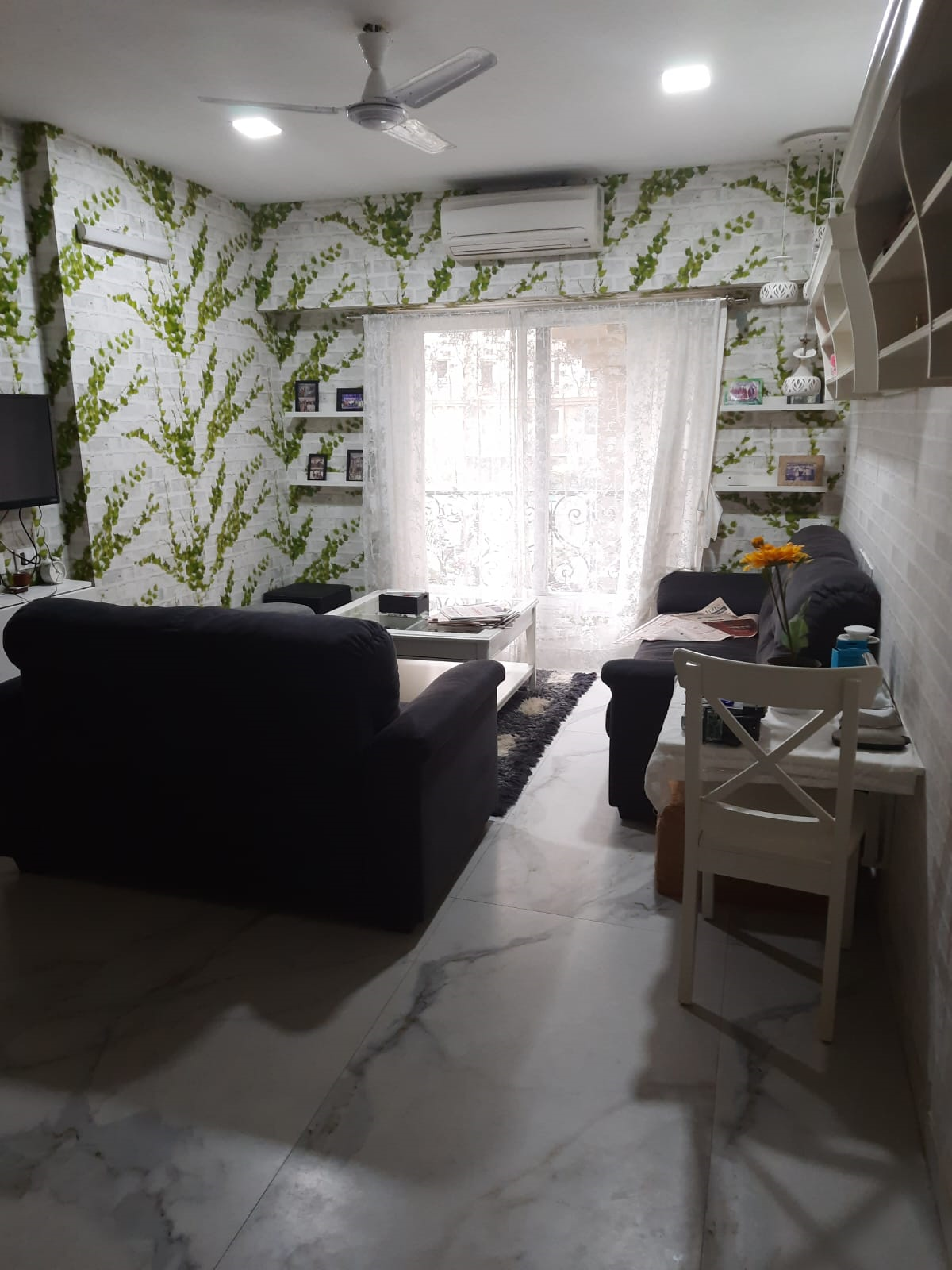 7 - Kanakia Paris, Bandra East