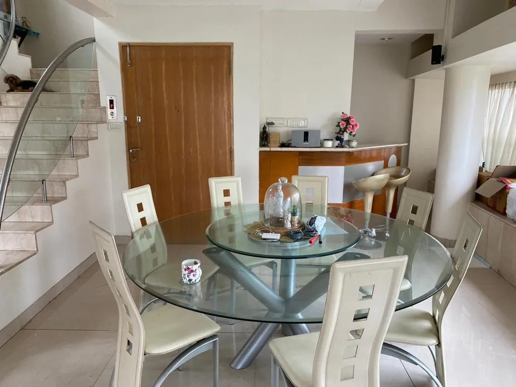 1 BHK Flats on Rent in Padamsee House, Bandra West