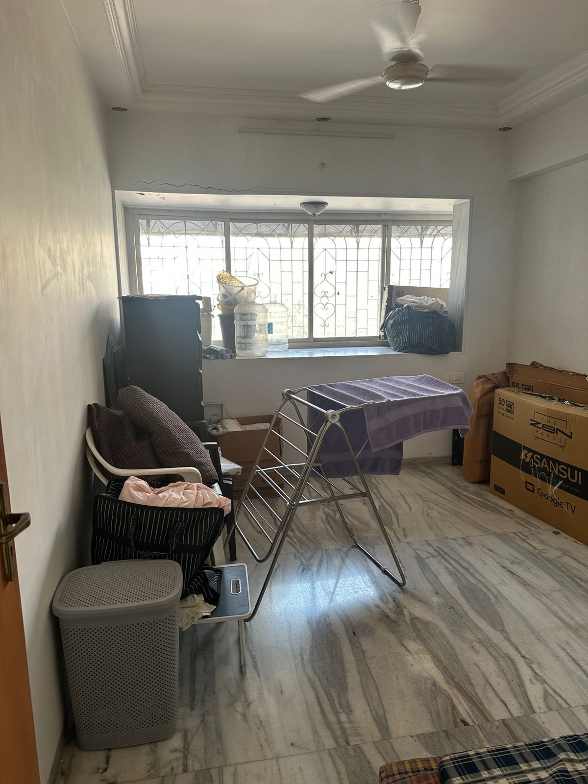 3 - Queens Park, Juhu