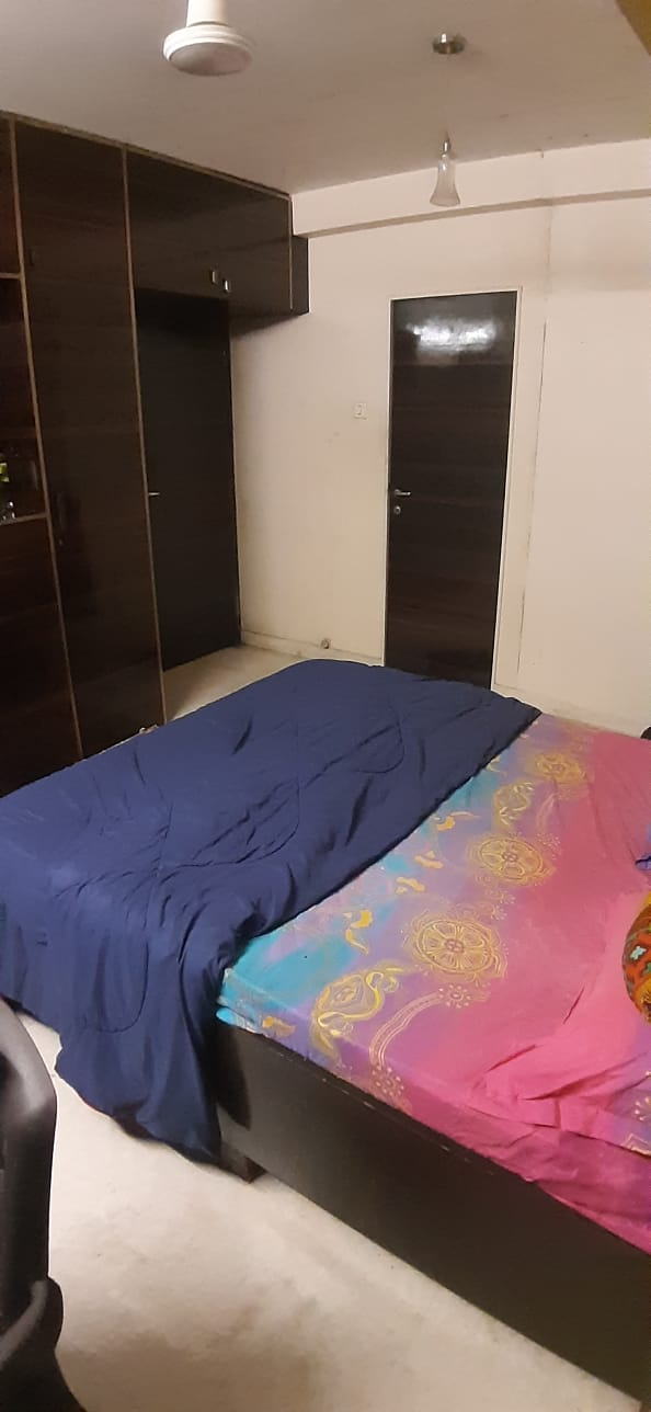 17 - Tara Mahal, Khar West