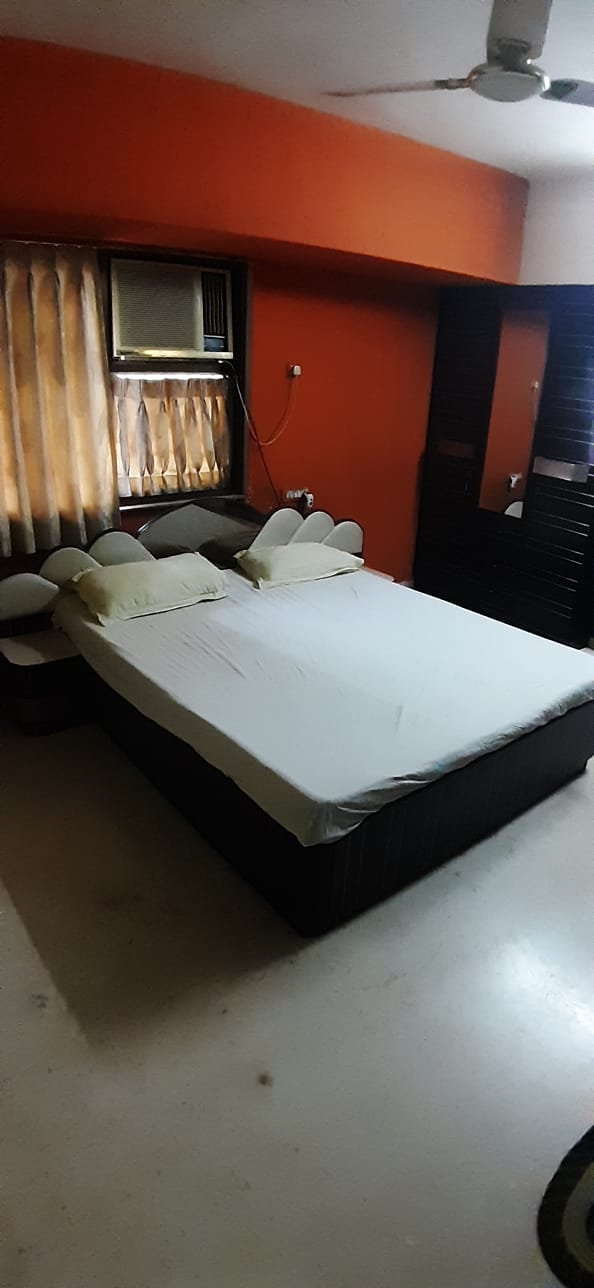 20 - Tara Mahal, Khar West