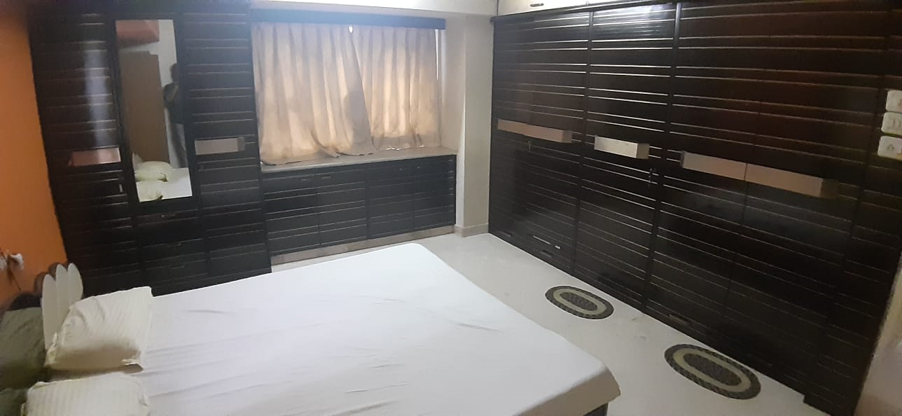 23 - Tara Mahal, Khar West