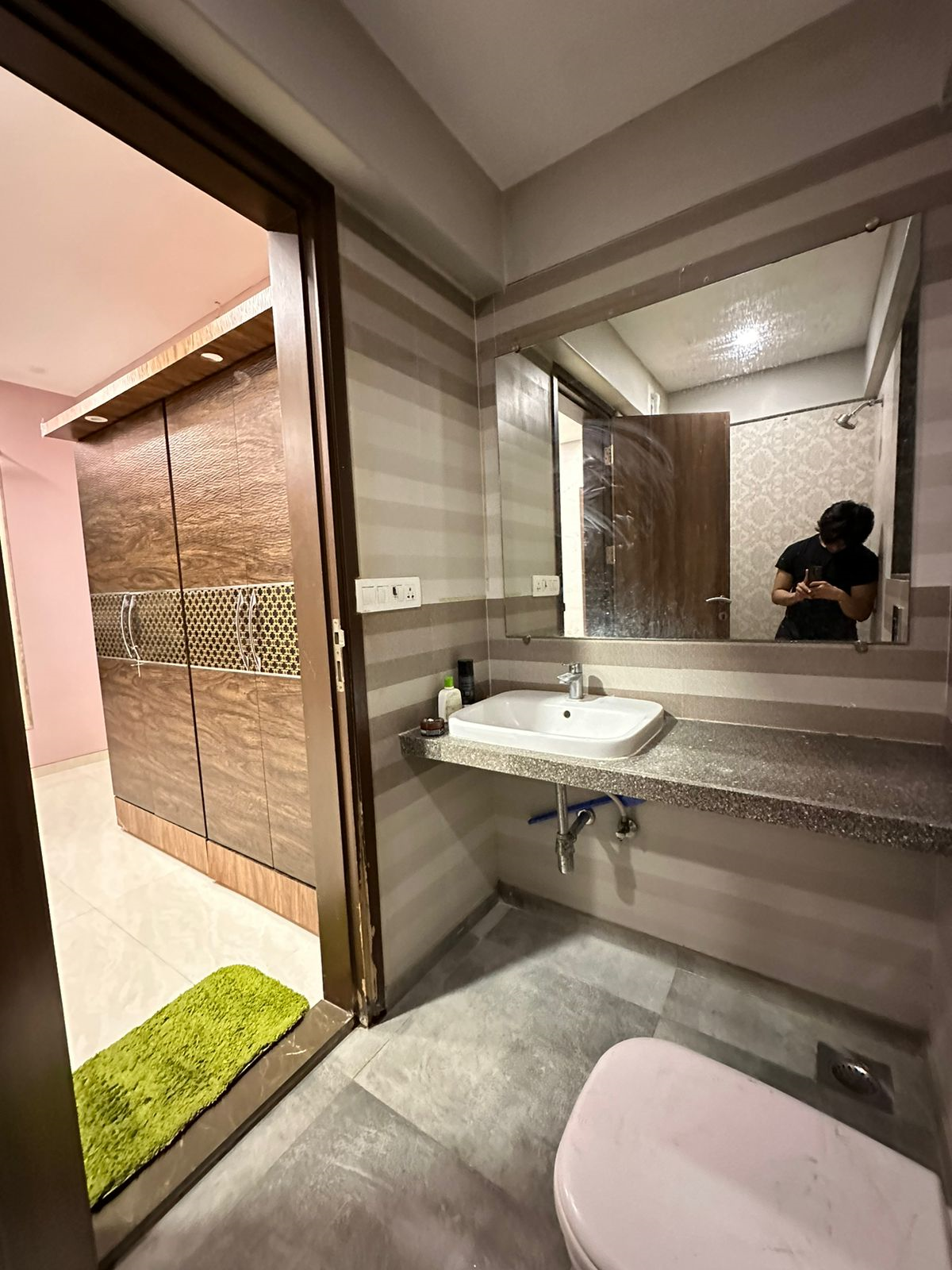 22 - Supreme 19, Andheri West