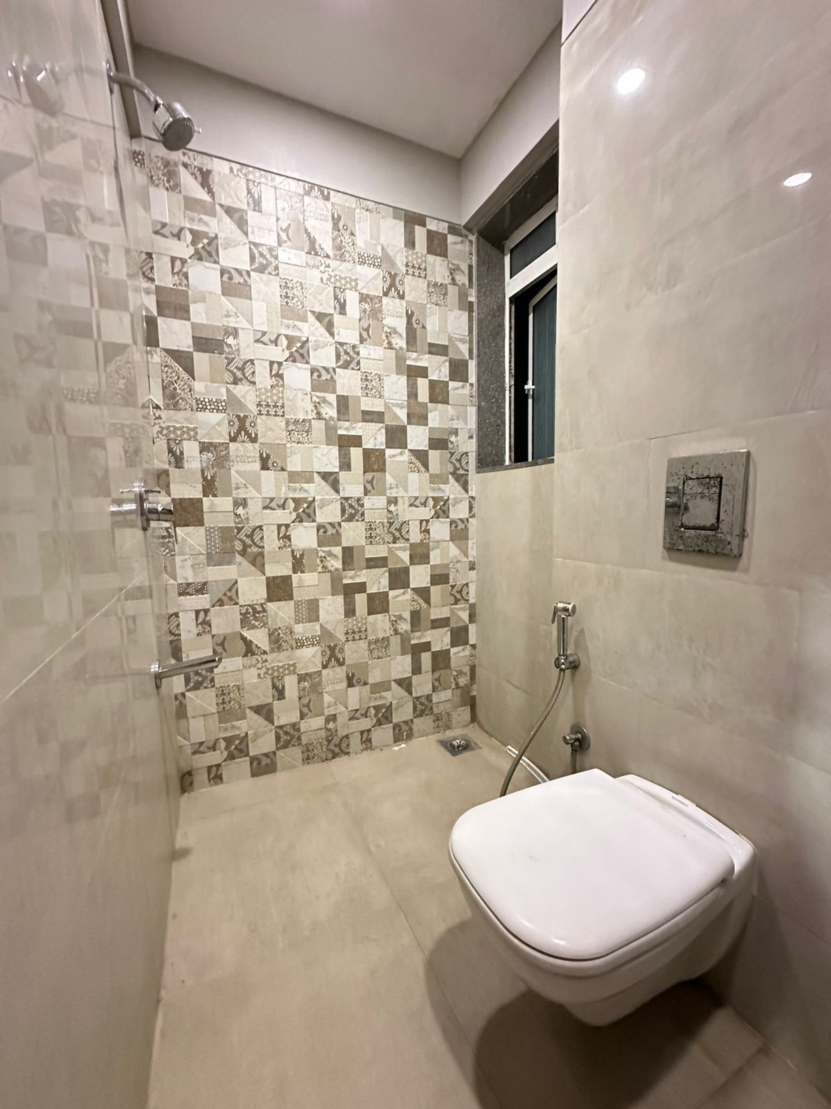 23 - Supreme 19, Andheri West