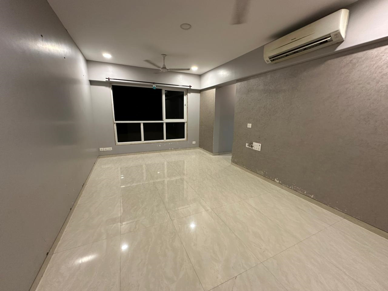 32 - Supreme 19, Andheri West