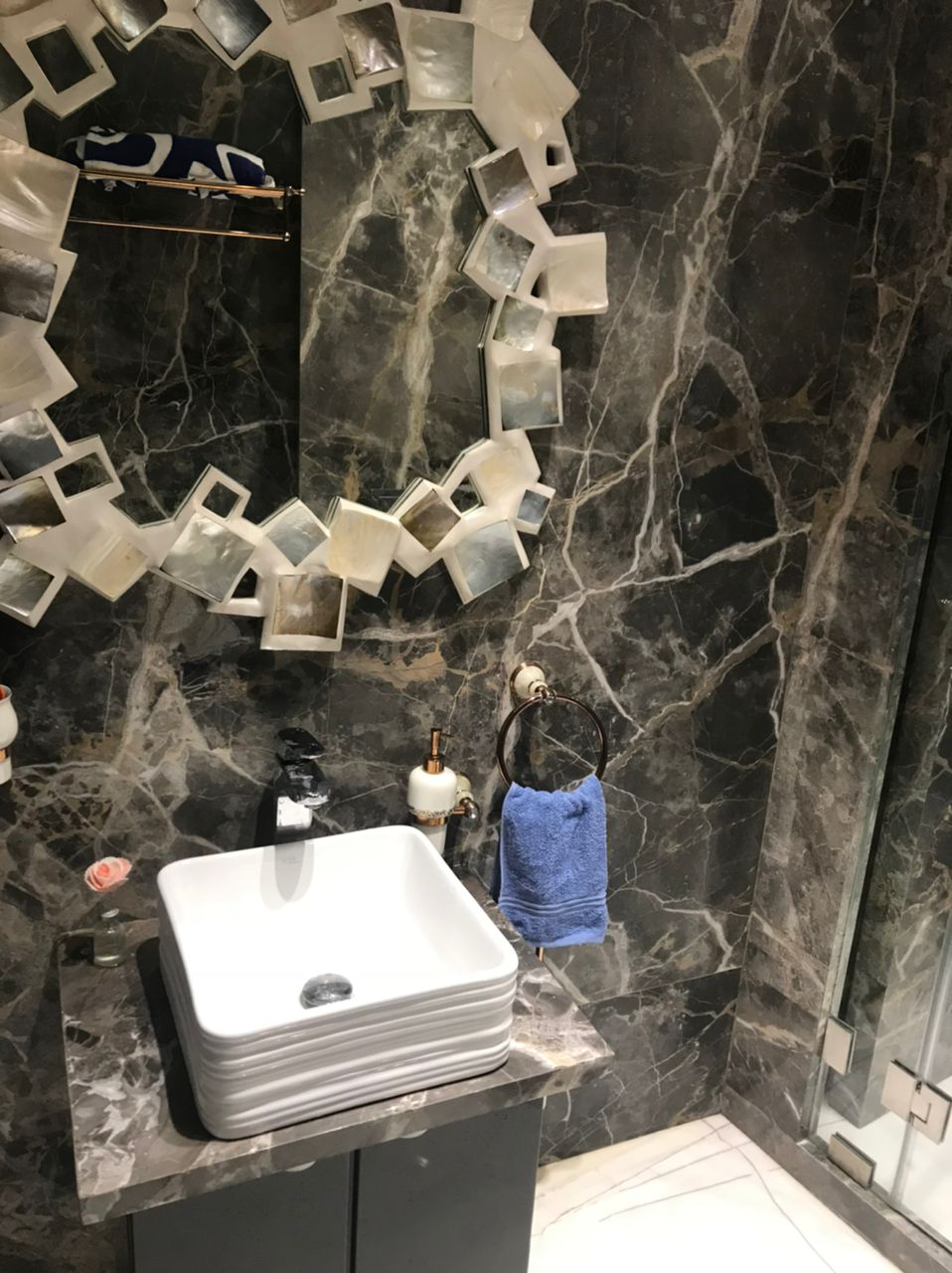 14 - Runwal Elegante, Andheri West