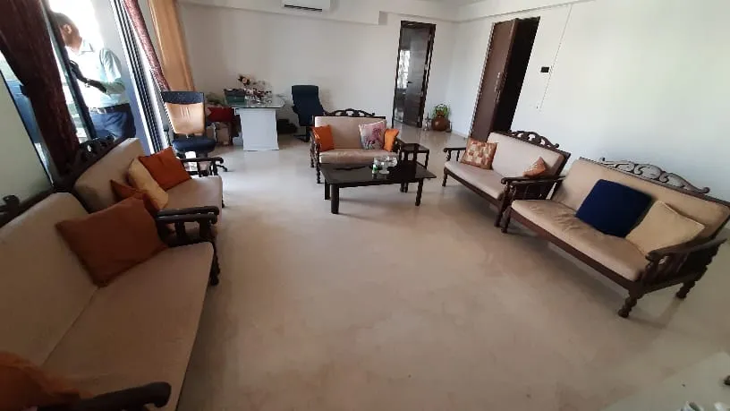 4 BHK Flats for Sale in Kismet, Santacruz West