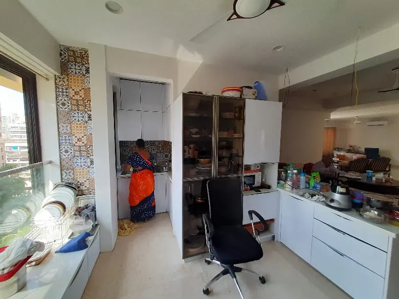 4 BHK Flats for Sale in Kismet, Santacruz West