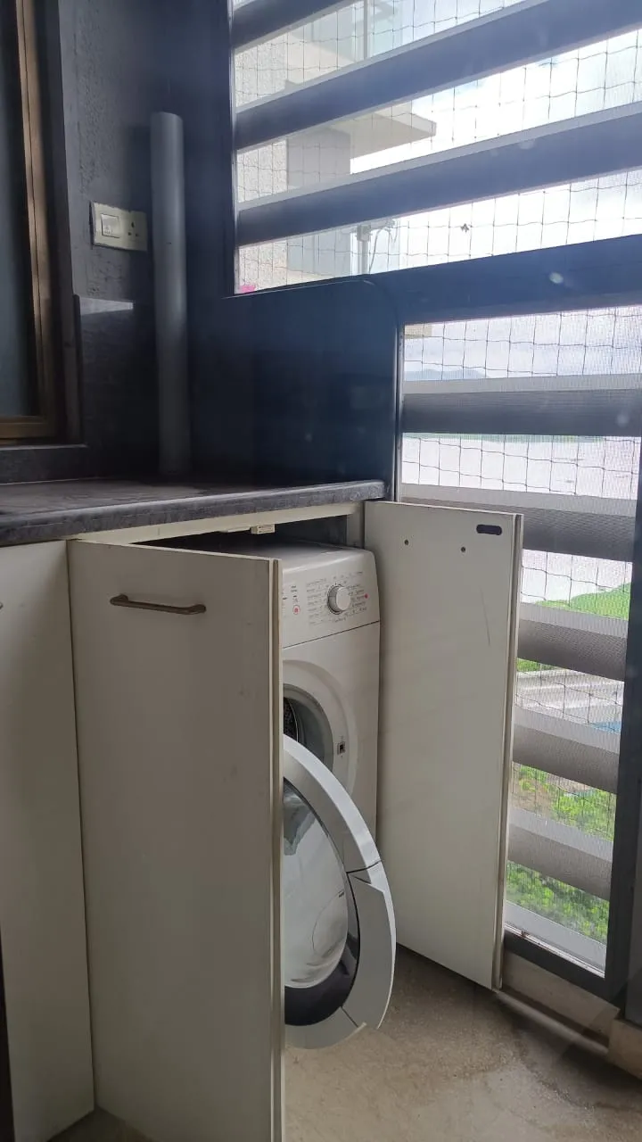 3 BHK Flats for Sale in Lake Front Solitaire, Powai