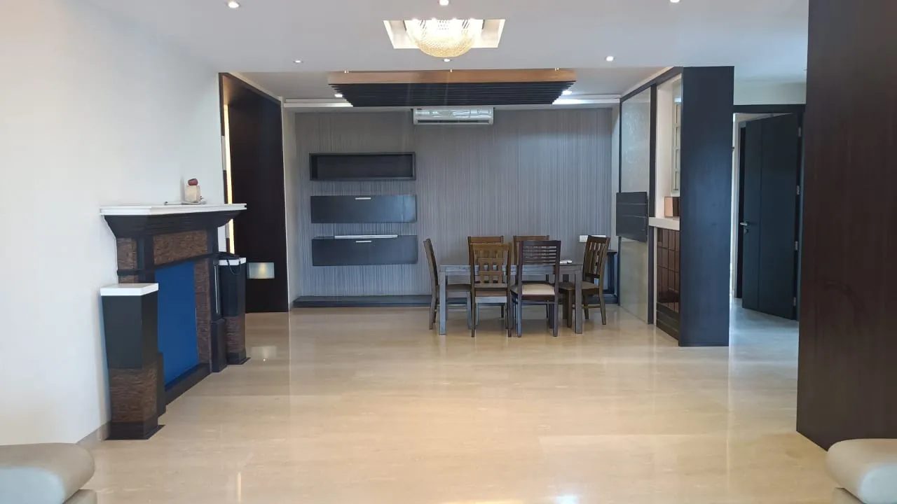 3 BHK Flats for Sale in Lake Front Solitaire, Powai