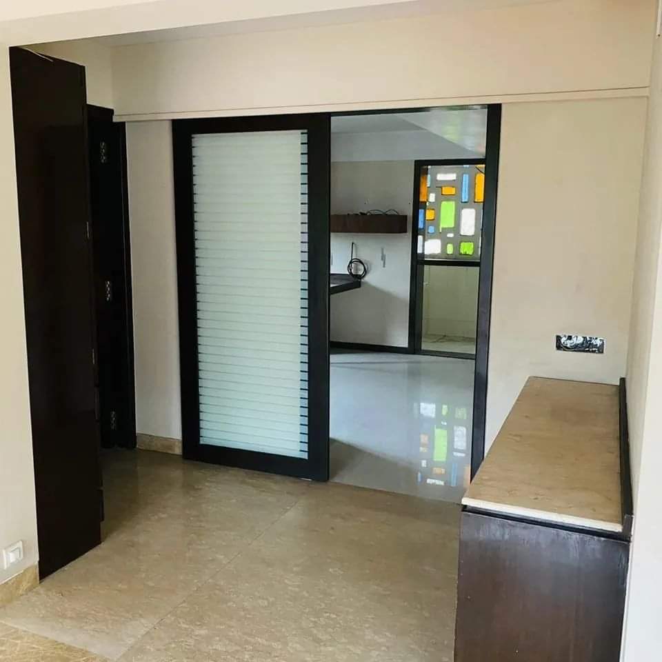 4 BHK Semi-Furnished in Harsh Jyot , Juhu