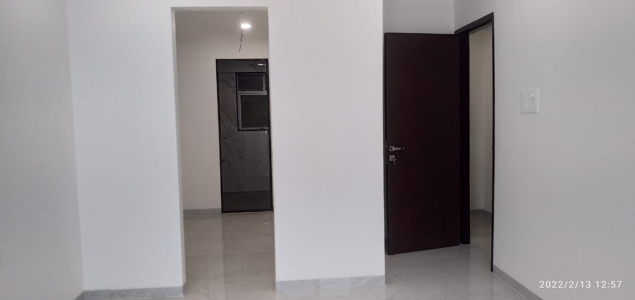 4 - Parinee 11 West, Juhu