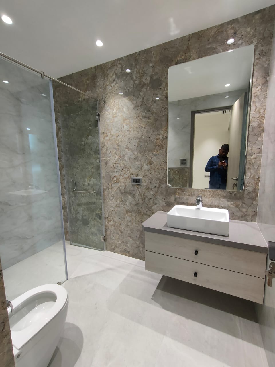 28 - Windsor Grande Residences, Andheri West