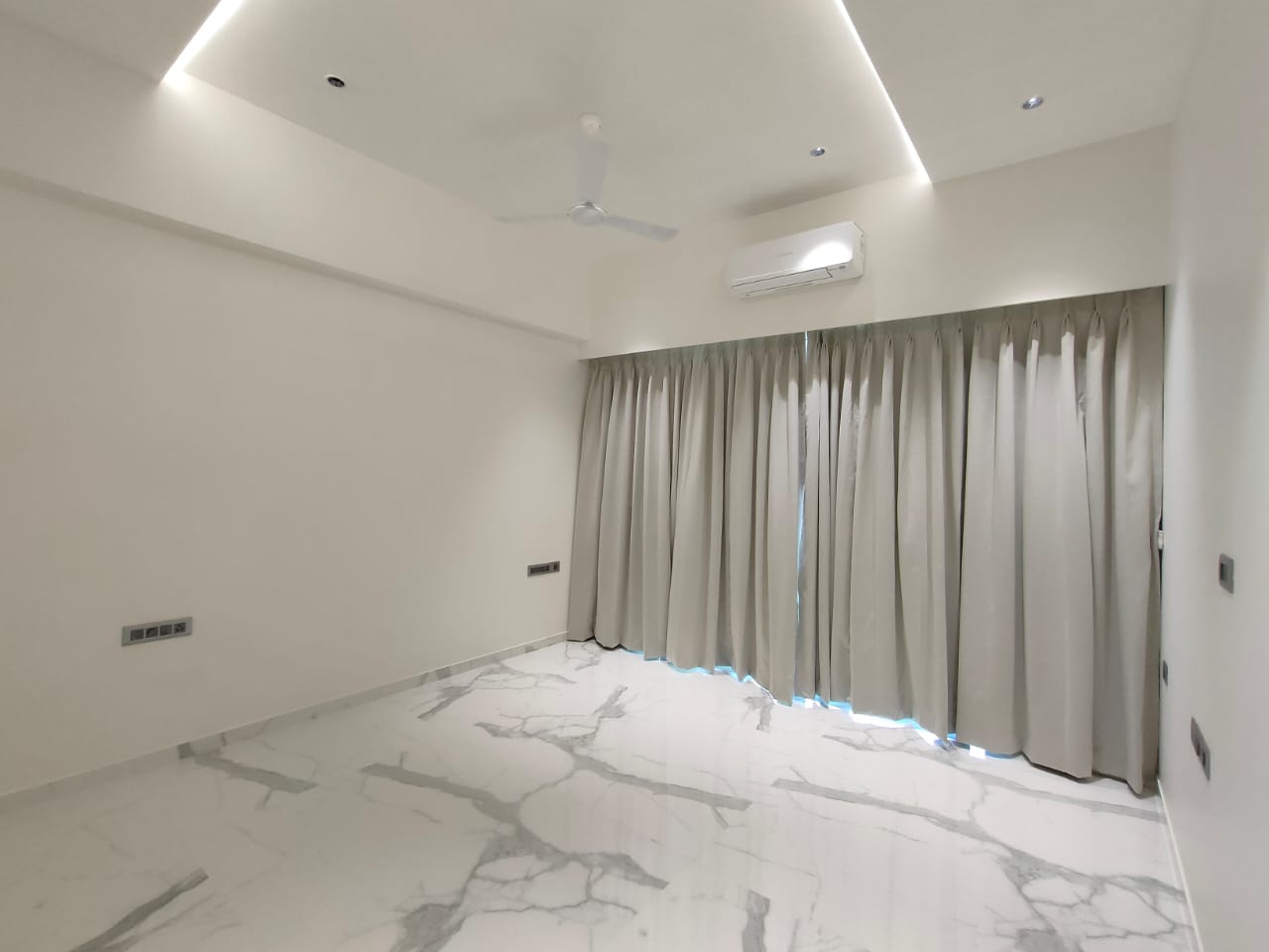 9 - Windsor Grande Residences, Andheri West