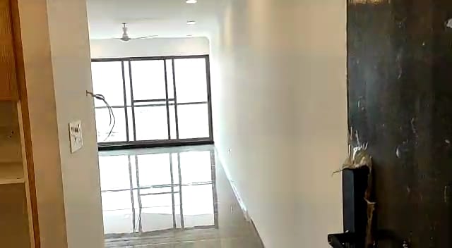 3 BHK Flats on Rent in DLH The Park, Andheri West