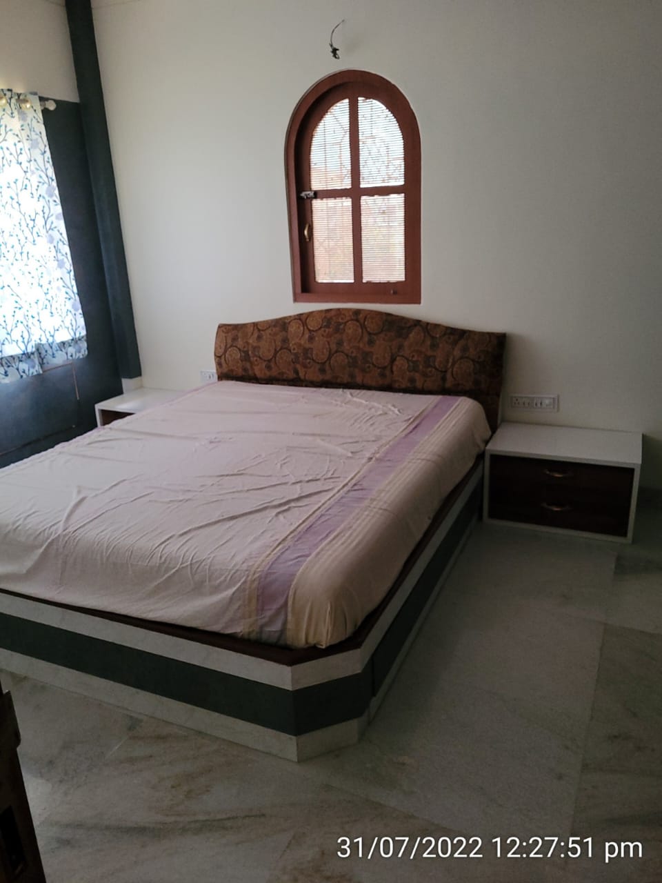 3 BHK Flats on Rent in Eden, Kandivali West