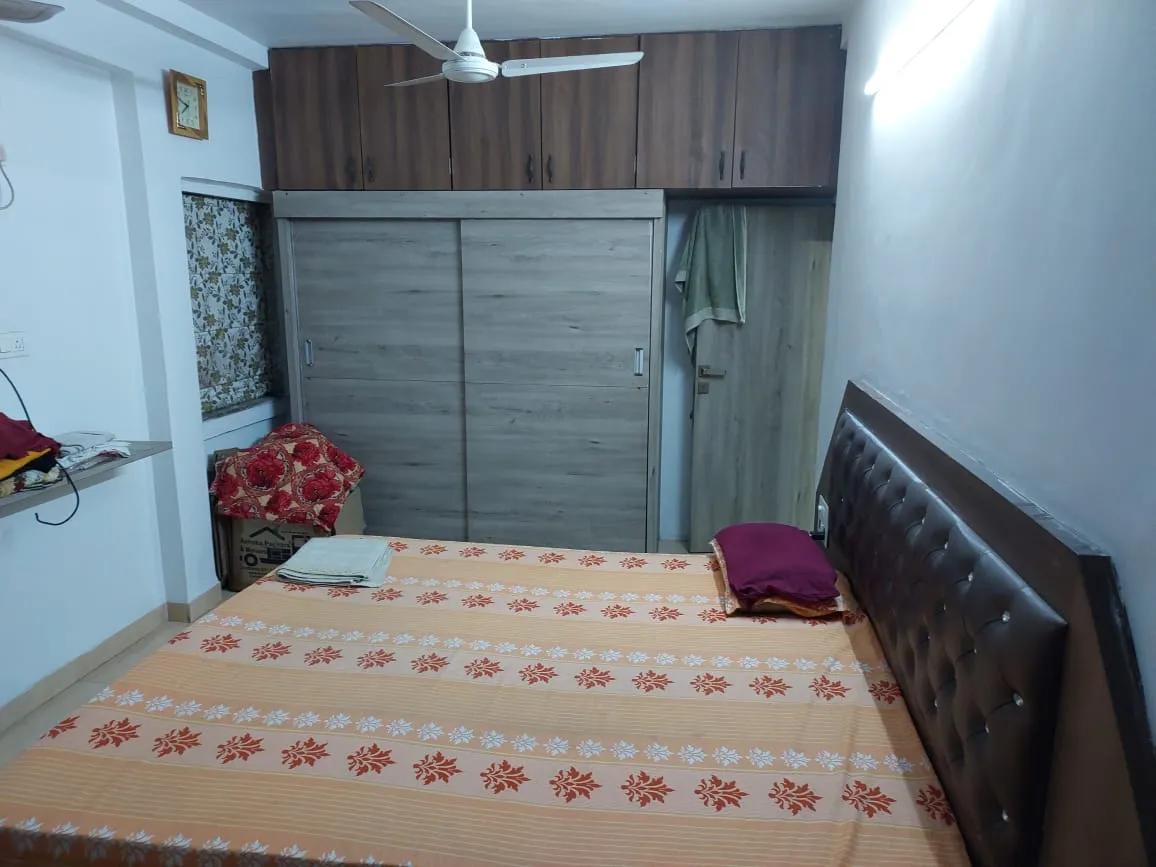 2 BHK Flats on Rent in Linkway CHS, Andheri West