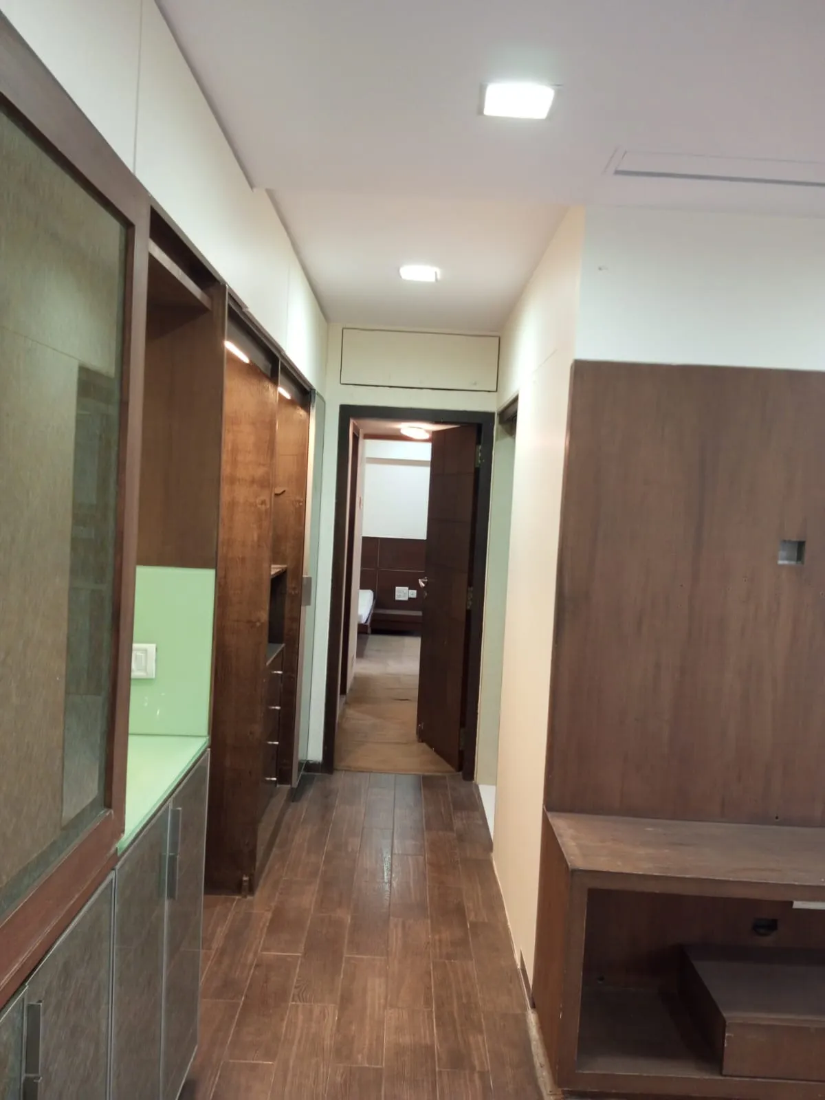 4 BHK Flats on Rent in Akruti Orchid Park, Andheri East