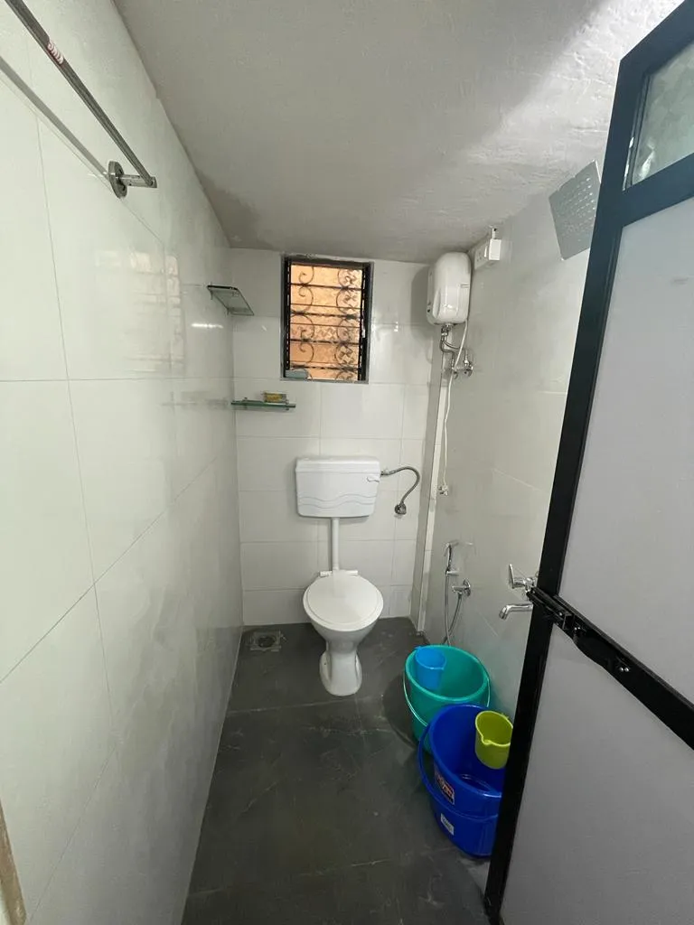 2 BHK Flats on Rent in Madhav kunj, Vile Parle West