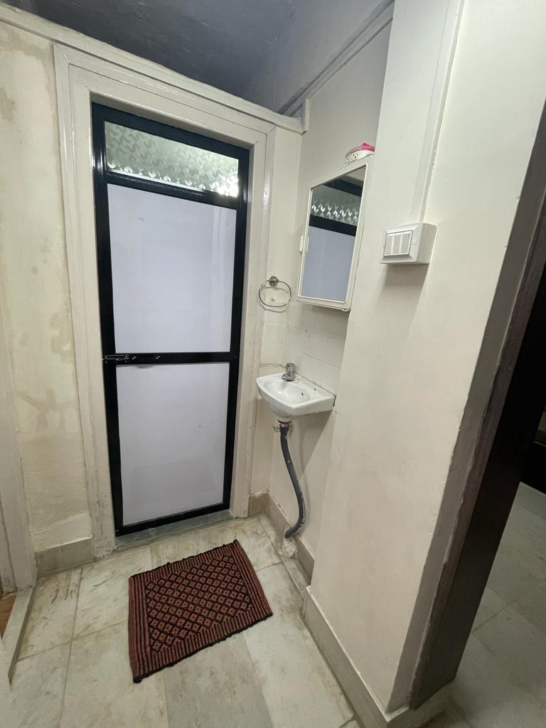 8 - Madhav Kunj, Vile Parle West