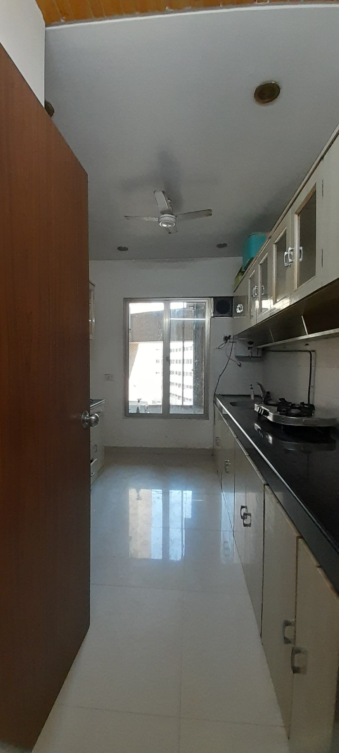2½ BHK Flats for Sale in Oberoi Springs, Andheri West