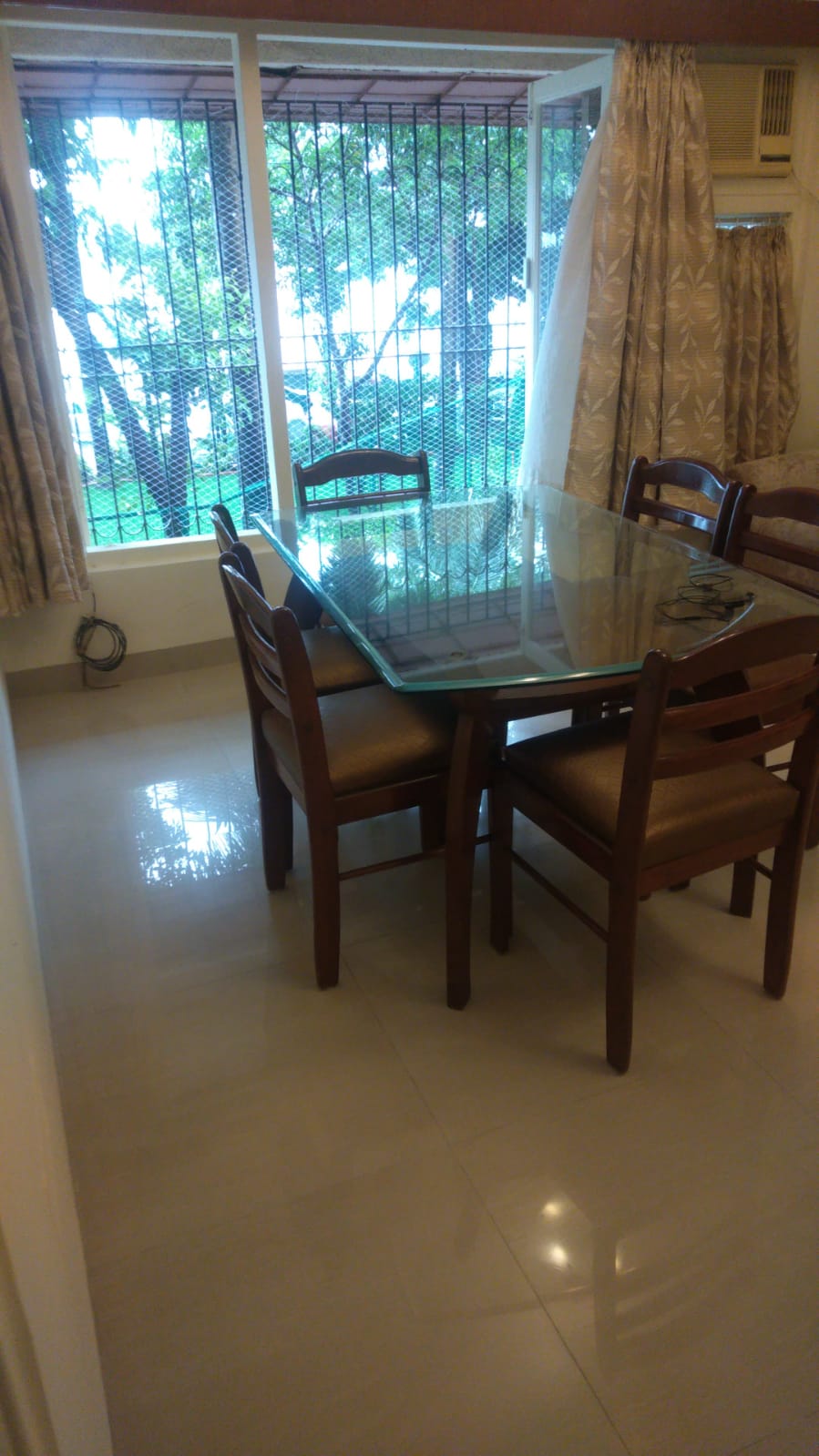 4 - Maker Tower J, Cuffe Parade