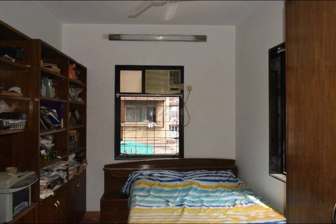 3 - Usha Sadan, Colaba