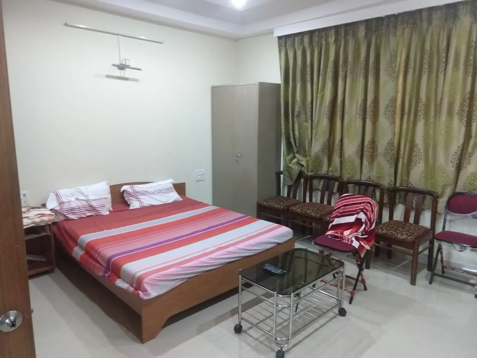 3 BHK Flats on Rent in Horizon View, Nariman Point