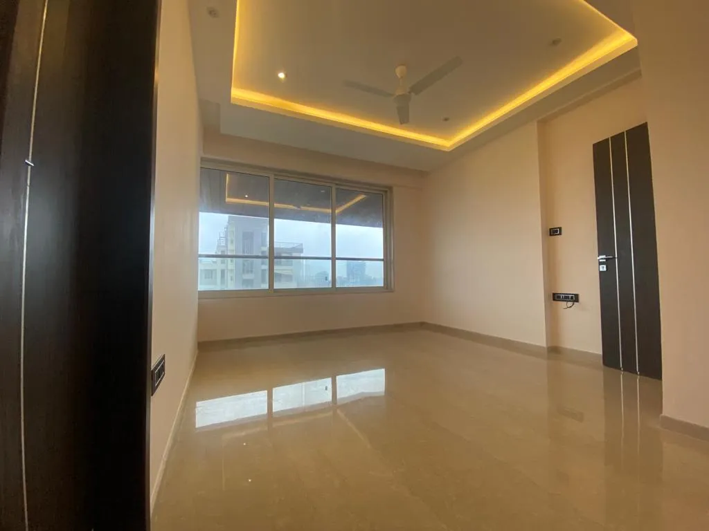 1 BHK Flats for Sale in Resham, Andheri West