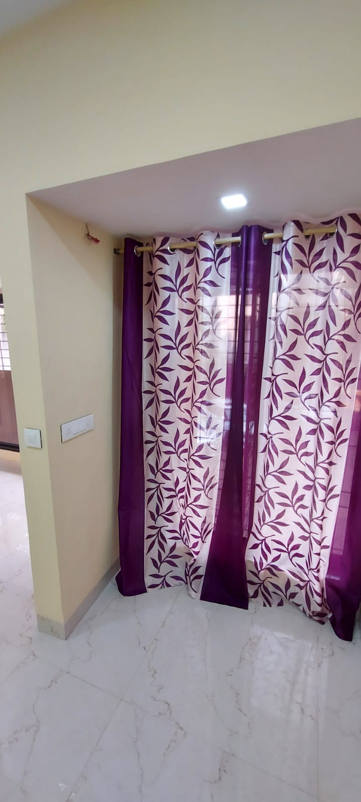 10 - Sunny Side, Andheri West