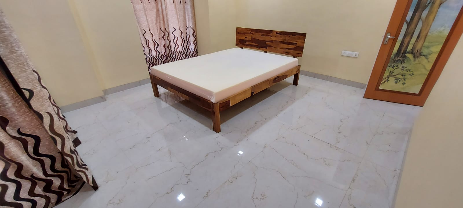 18 - Sunny Side, Andheri West