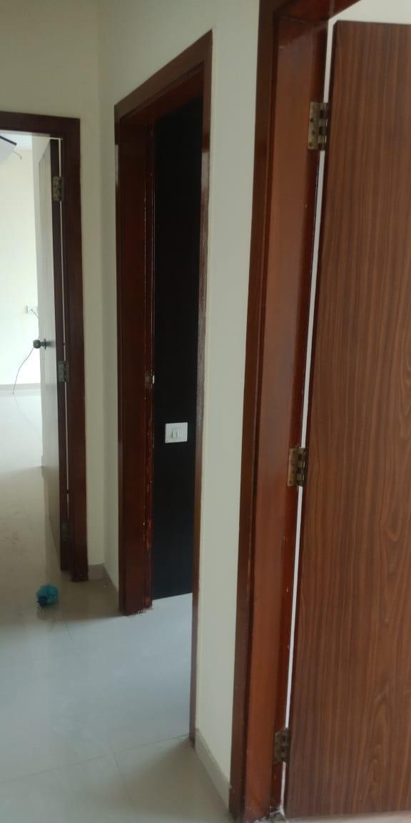 Lobby2 - Oberoi Splendor, Andheri East