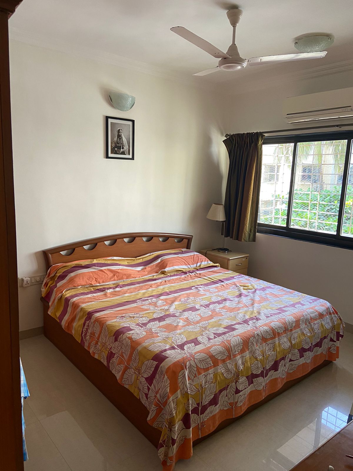 1 - Utopia, Bandra West