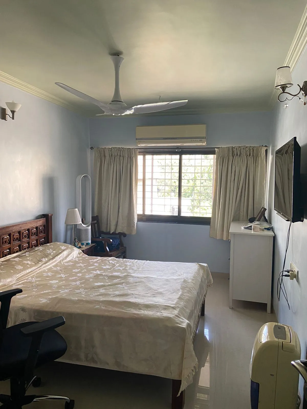 2 BHK Flats for Sale in Utopia, Bandra West