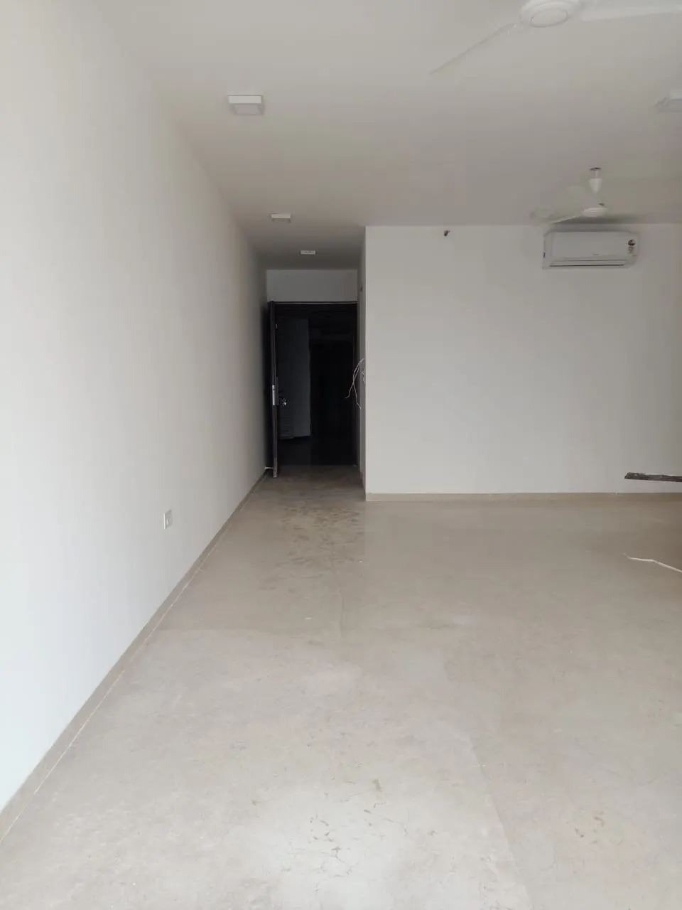 3 BHK Flats on Rent in DLH The Park, Andheri West