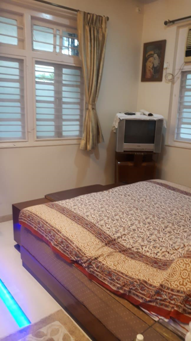 S6 - Sunita Nivas, Santacruz West