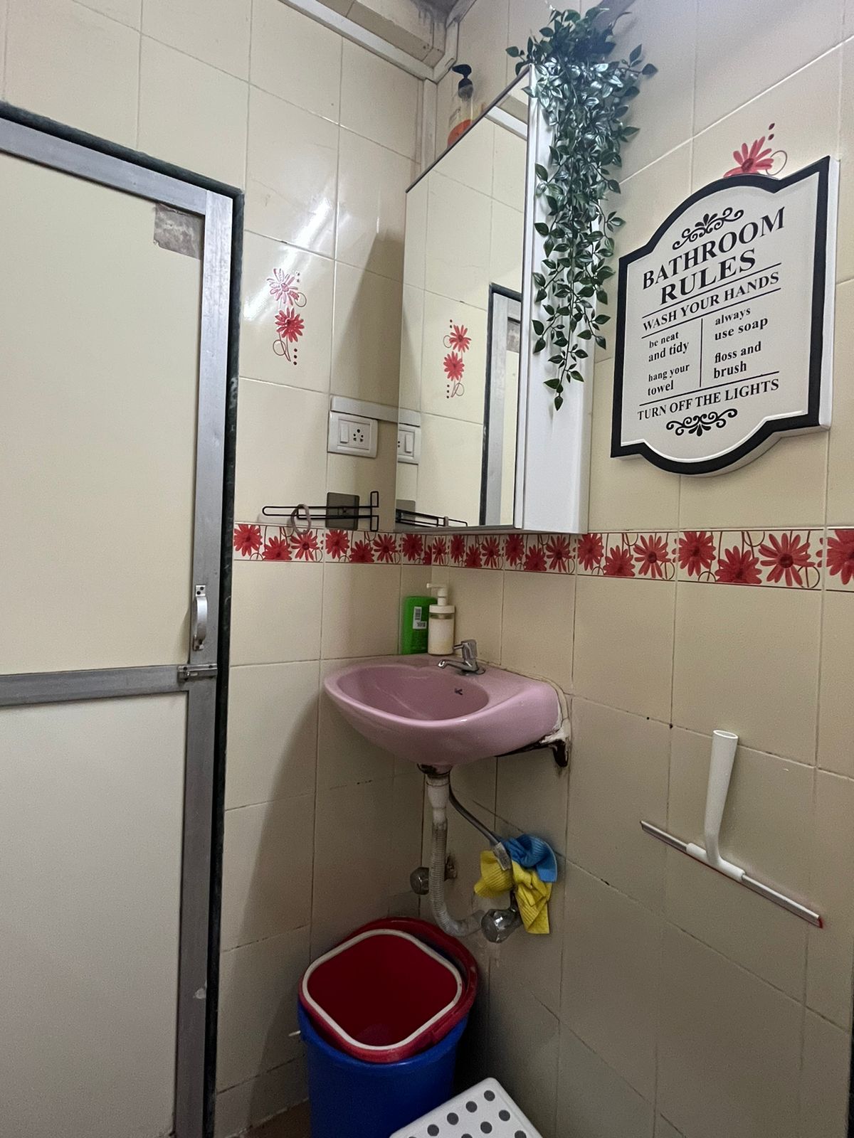 8 - Dunhill Apartment, Bandra West