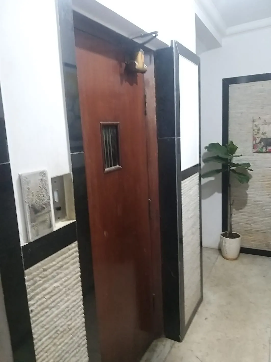 2½ BHK Flats on Rent in New Blue Heaven Society, Andheri West